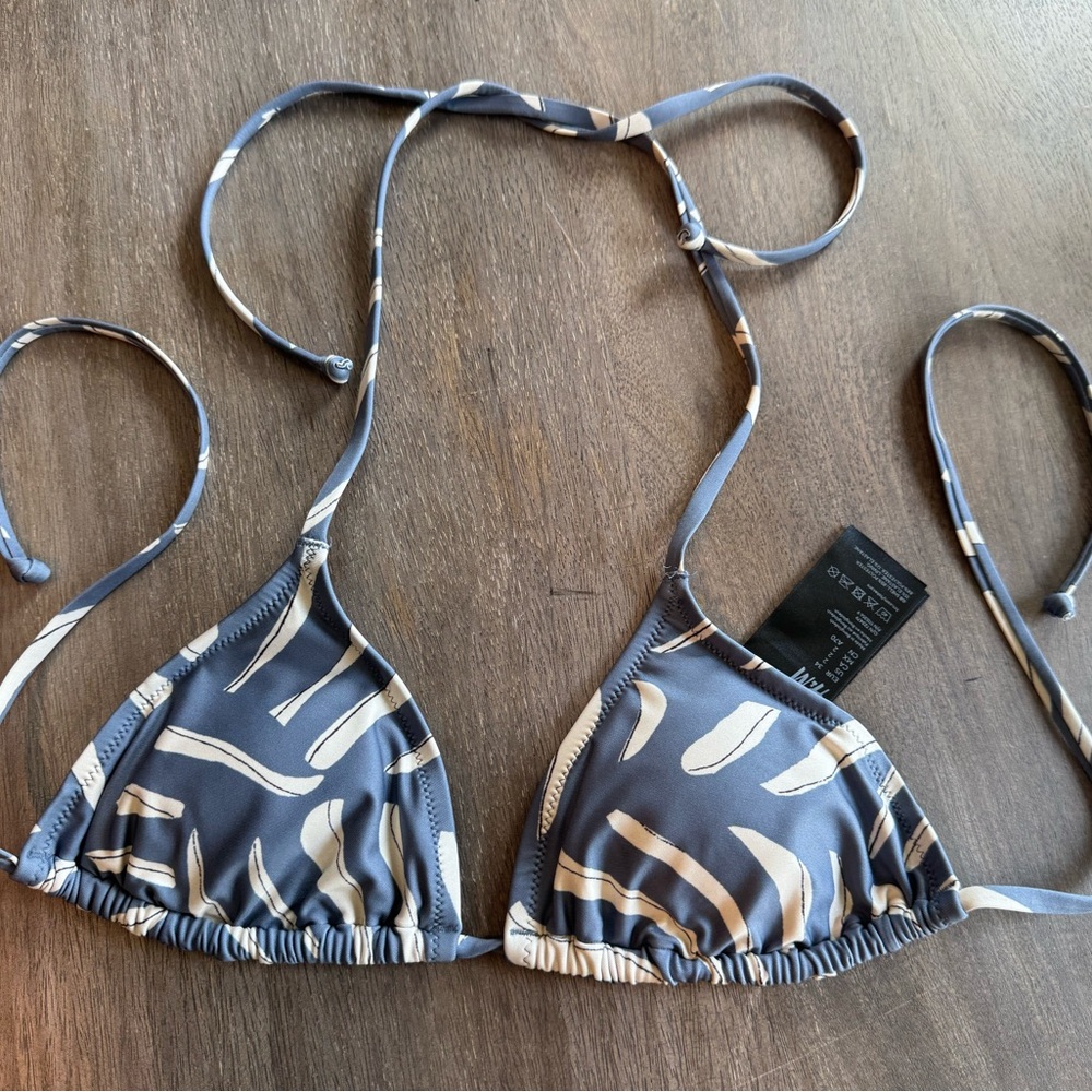 H&M Light Blue and White Bikini Top